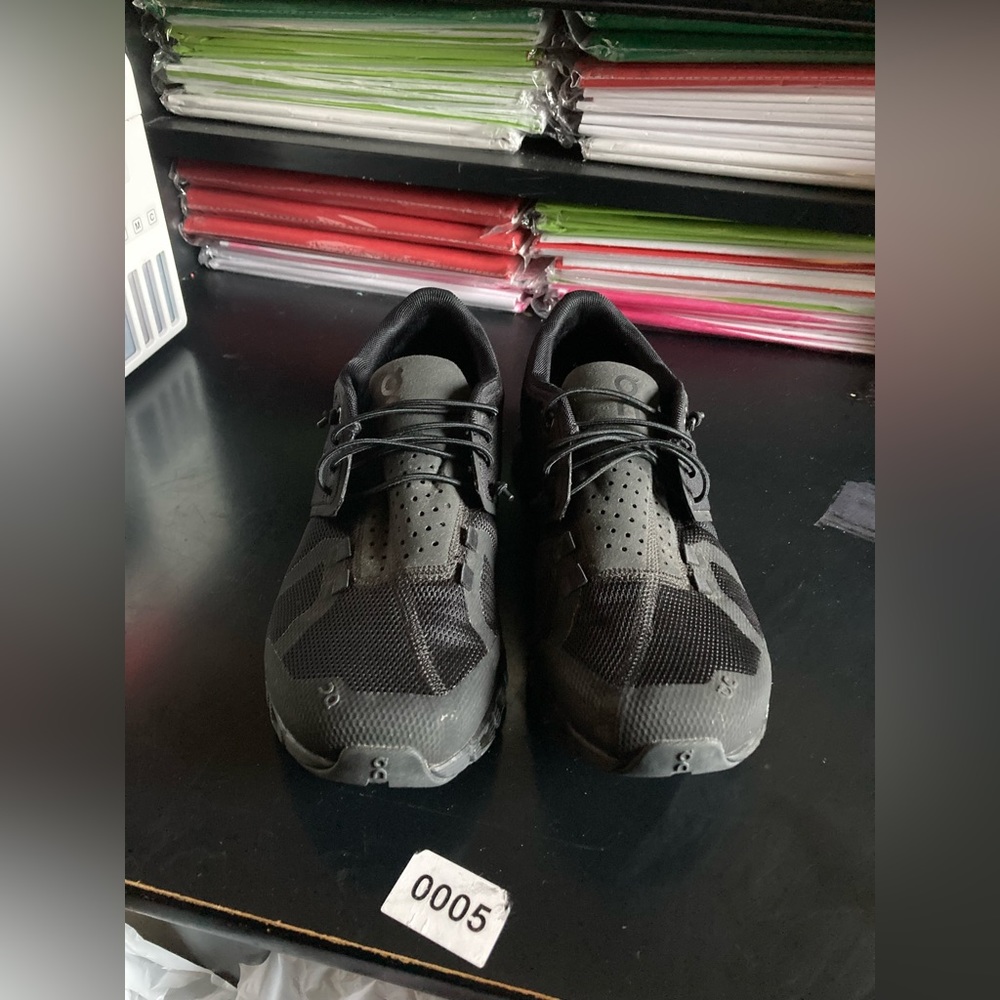 On Cloud womens shoes